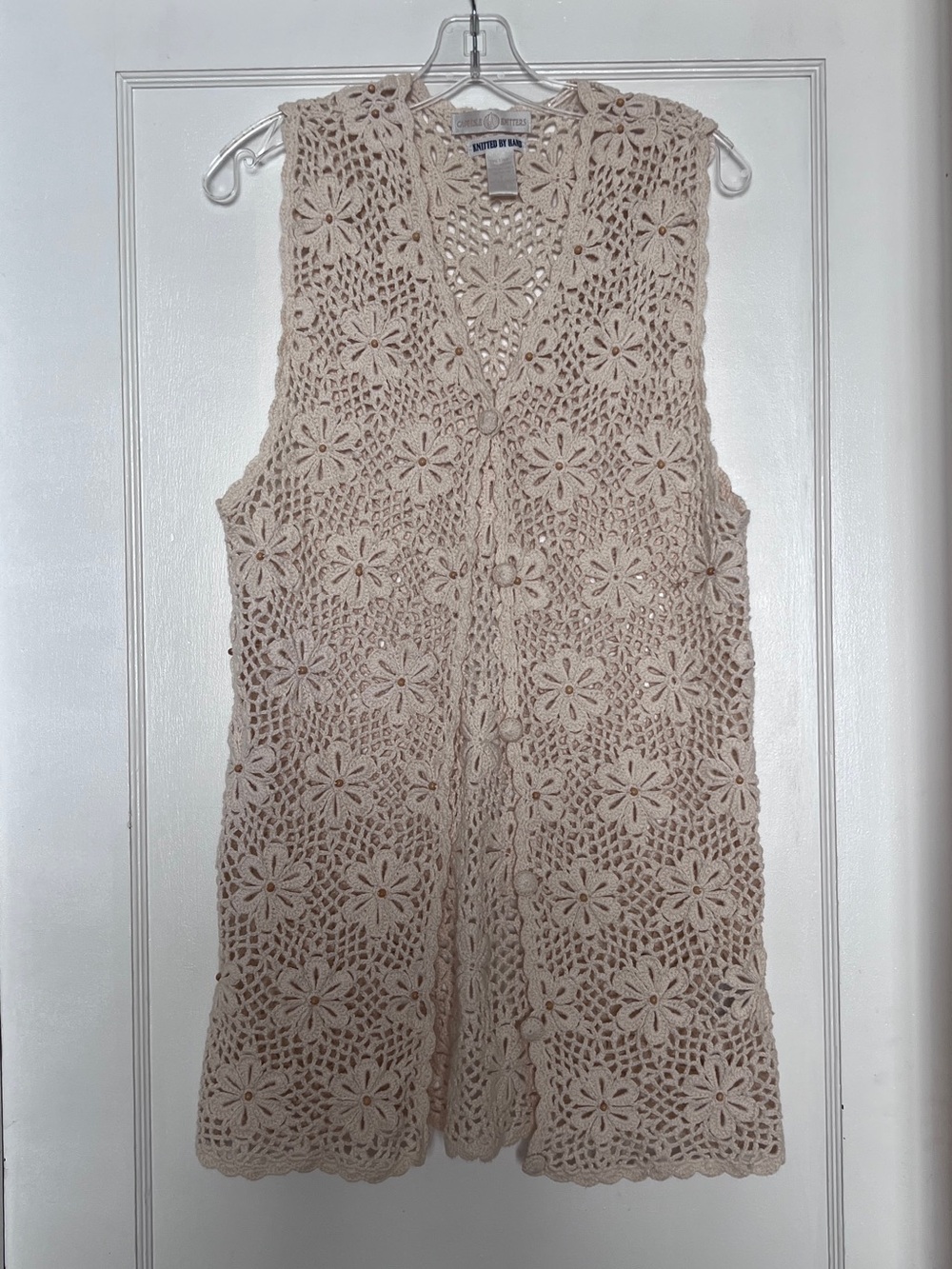 Vintage crochet floral daisy vest